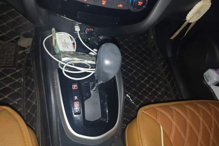 Used Nissan Qashqai 2017 2.0L CVT Elite Edition China V Standard Gear Lever