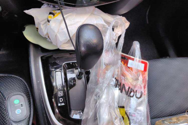 Used Nissan Qashqai 2017 2.0L CVT Luxury Edition China VI Standard Gear Lever