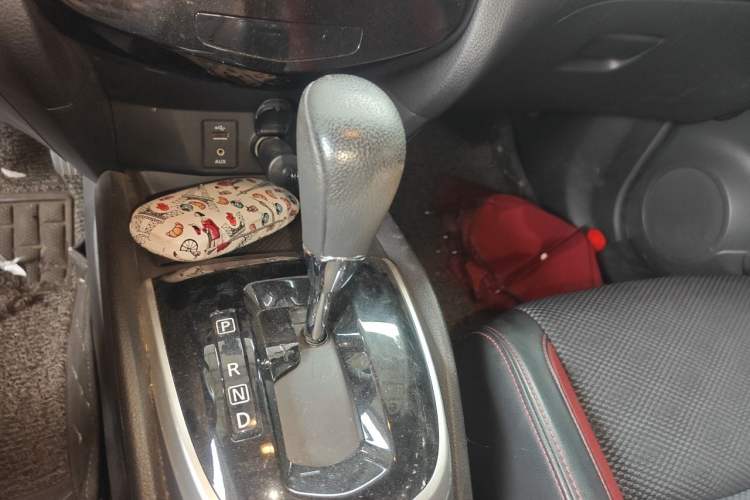 Used Nissan Qashqai 2017 2.0L CVT Smart Enjoyment Version China V Standard Gear Lever