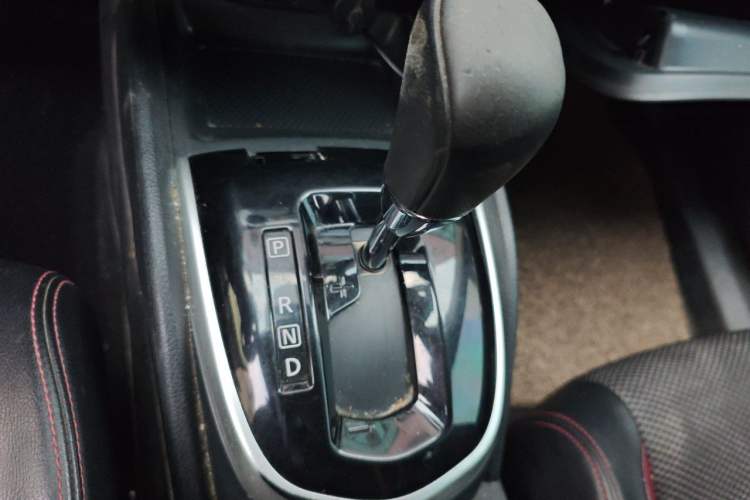 Used Nissan Qashqai 2017 2.0L CVT Smart Enjoyment Version China V Standard Gear Lever