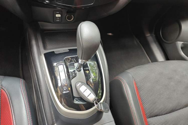 Used Nissan Qashqai 2017 2.0L CVT Luxury Edition China V Standard Gear Lever