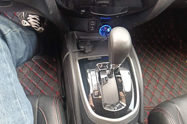 Used Nissan Qashqai 2017 2.0L CVT Elite Edition China V Standard Gear Lever