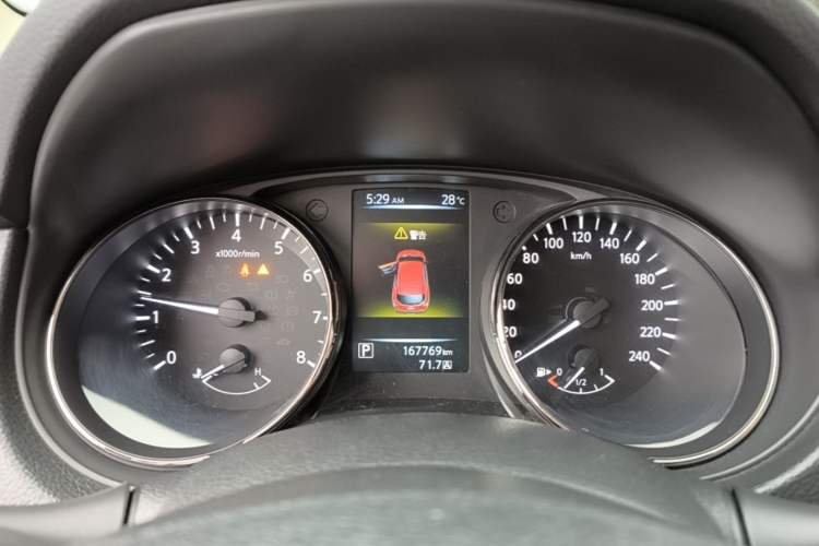 Used Nissan Qashqai 2017 2.0L CVT Luxury Edition China V Standard Instrument Cluster