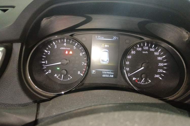 Used Nissan Qashqai 2017 2.0L CVT Smart Enjoyment Version China V Standard Instrument Cluster