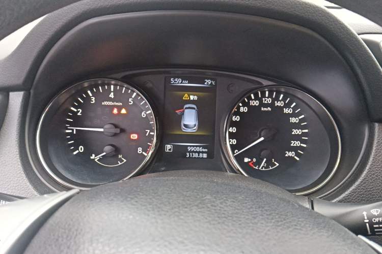 Used Nissan Qashqai 2017 2.0L CVT Elite Edition China V Standard Instrument Cluster