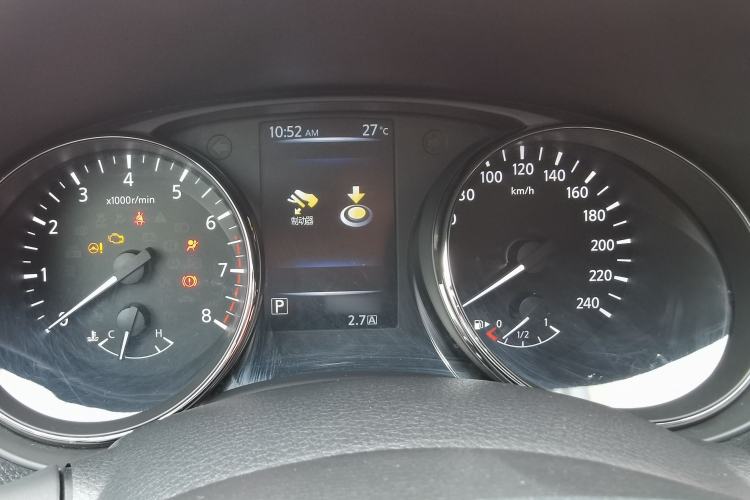 Used Nissan Qashqai 2017 2.0L CVT Luxury Edition China V Standard Interior 3