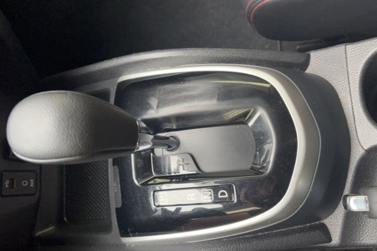 Used Nissan Qashqai 2017 2.0L CVT Luxury Edition China V Standard Interior 6