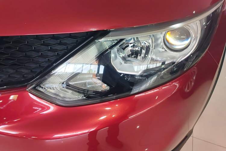 Used Nissan Qashqai 2017 2.0L CVT Smart Enjoyment Version China V Standard Left Front Headlight