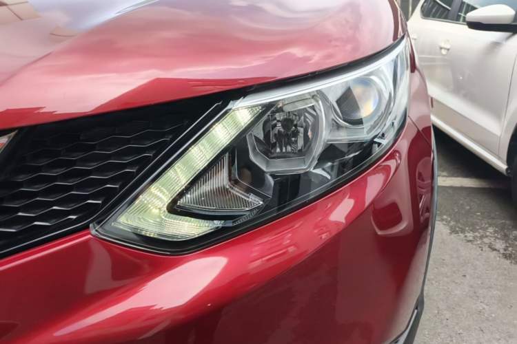 Used Nissan Qashqai 2017 2.0L CVT Smart Enjoyment Version China V Standard Left Front Headlight