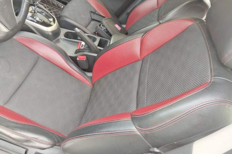 Used Nissan Qashqai 2017 2.0L CVT Smart Enjoyment Version China V Standard Left Front Seat