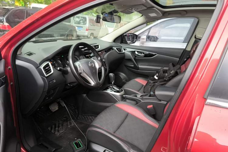 Used Nissan Qashqai 2017 2.0L CVT Luxury Edition China V Standard Left Front Seat