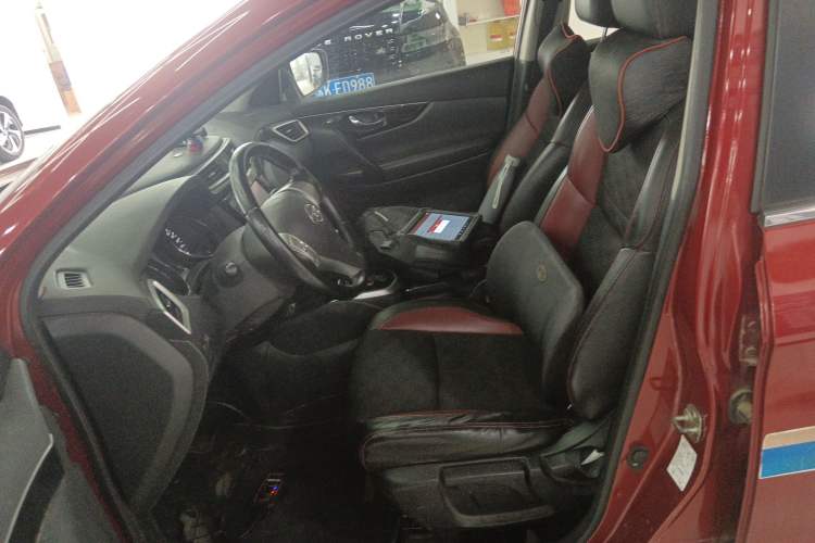 Used Nissan Qashqai 2017 2.0L CVT Smart Enjoyment Version China V Standard Left Front Seat