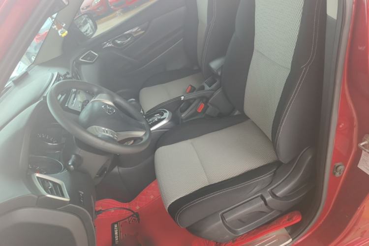 Used Nissan Qashqai 2017 2.0L CVT Elite Edition China V Standard Left Front Seat