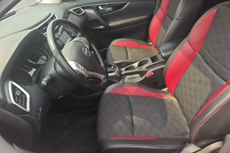 Used Nissan Qashqai 2017 2.0L CVT Smart Enjoyment Version China V Standard Left Front Seat