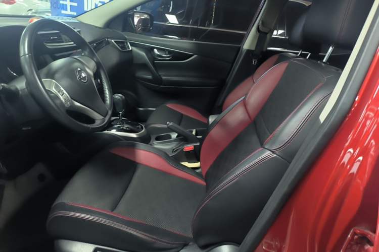 Used Nissan Qashqai 2017 2.0L CVT Smart Enjoyment Version China V Standard Left Front Seat