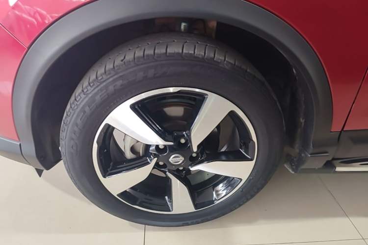 Used Nissan Qashqai 2017 2.0L CVT Smart Enjoyment Version China V Standard Left Front Wheel Hub