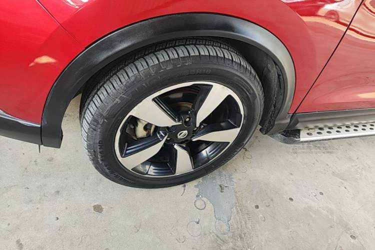 Used Nissan Qashqai 2017 2.0L CVT Luxury Edition China V Standard Left Front Wheel Hub
