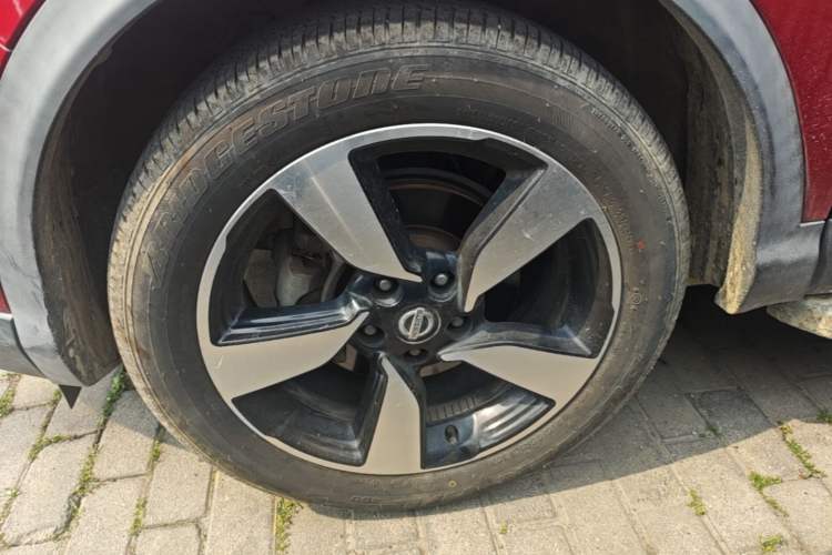 Used Nissan Qashqai 2017 2.0L CVT Smart Enjoyment Version China V Standard Left Front Wheel Hub