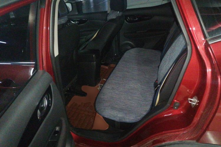 Used Nissan Qashqai 2017 2.0L CVT Elite Edition China V Standard Left Rear Seat