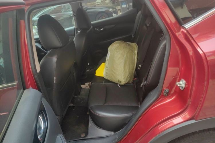 Used Nissan Qashqai 2017 2.0L CVT Smart Enjoyment Version China V Standard Left Rear Seat