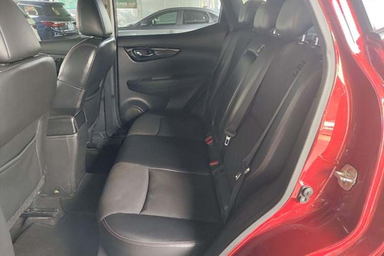 Used Nissan Qashqai 2017 2.0L CVT Luxury Edition China V Standard Left Rear Seat