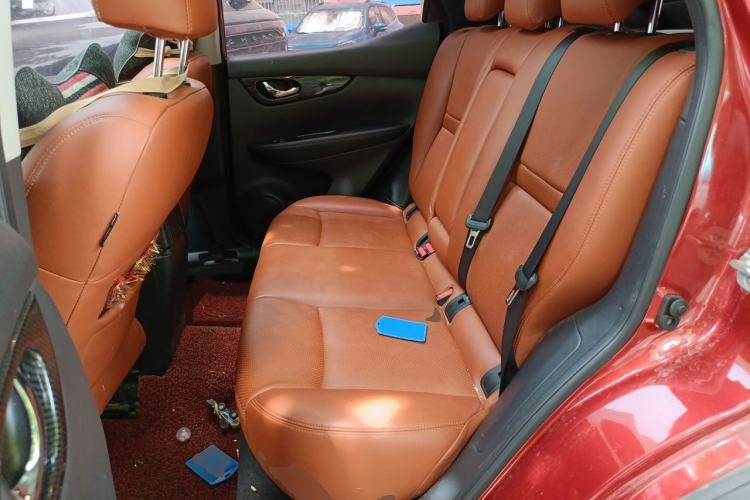 Used Nissan Qashqai 2017 2.0L CVT Luxury Edition China V Standard Left Rear Seat