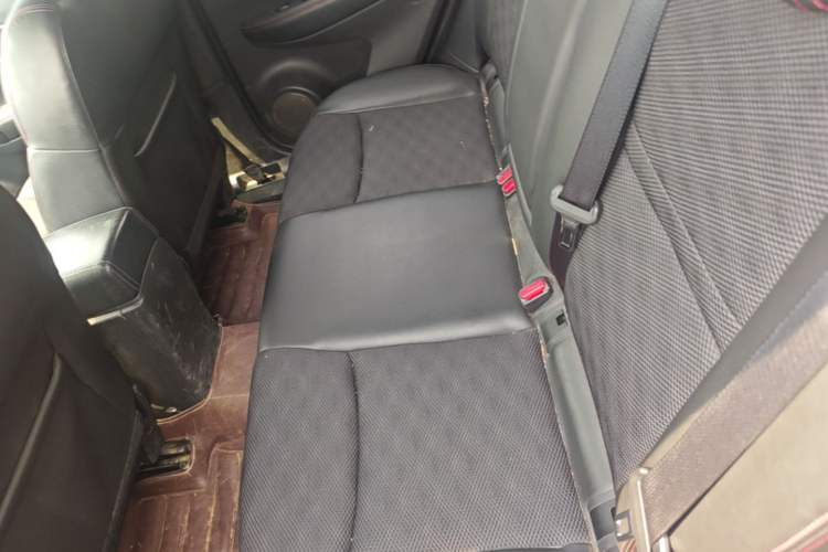 Used Nissan Qashqai 2017 2.0L CVT Smart Enjoyment Version China V Standard Left Rear Seat