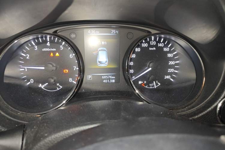 Used Nissan Qashqai 2017 2.0L CVT Luxury Edition China V Standard Odometer Close Up