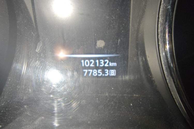 Used Nissan Qashqai 2017 2.0L CVT Elite Edition China V Standard Odometer Close Up