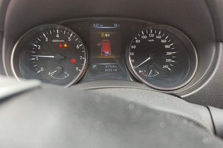 Used Nissan Qashqai 2017 2.0L CVT Smart Enjoyment Version China V Standard Odometer Close Up