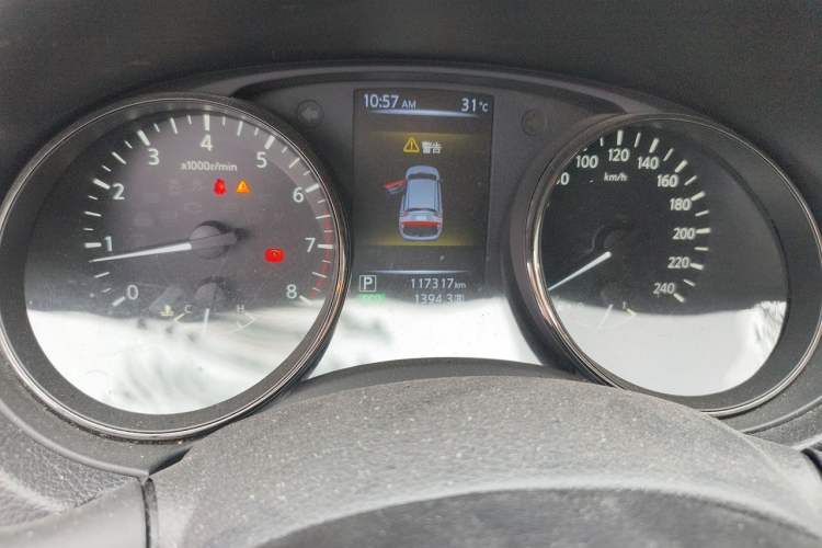 Used Nissan Qashqai 2017 2.0L CVT Luxury Edition China V Standard Odometer Close Up