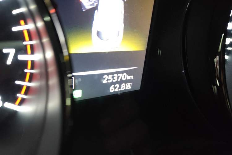 Used Nissan Qashqai 2017 2.0L CVT Smart Enjoyment Version China V Standard Odometer Close Up