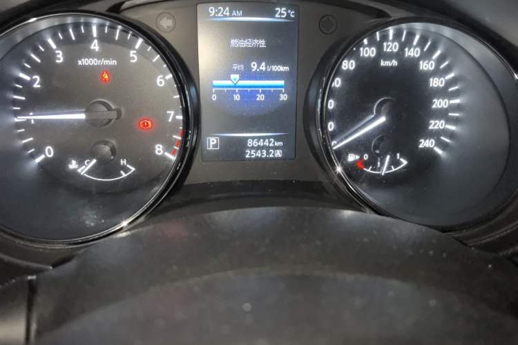 Used Nissan Qashqai 2017 2.0L CVT Luxury Edition China V Standard Odometer Close Up