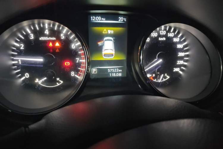Used Nissan Qashqai 2017 2.0L CVT Smart Enjoyment Version China VI Standard Odometer Close Up