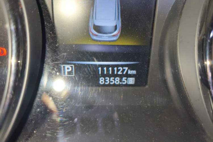 Used Nissan Qashqai 2017 2.0L CVT Luxury Edition China V Standard Odometer Close Up