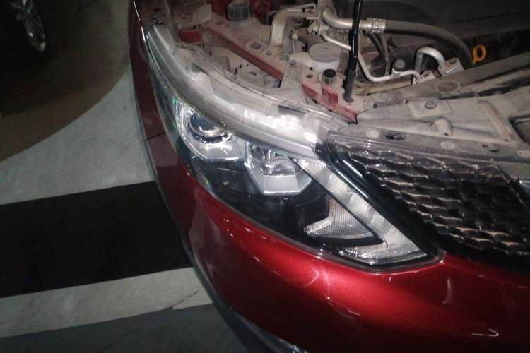 Used Nissan Qashqai 2017 2.0L CVT Elite Edition China V Standard Right Front Headlight