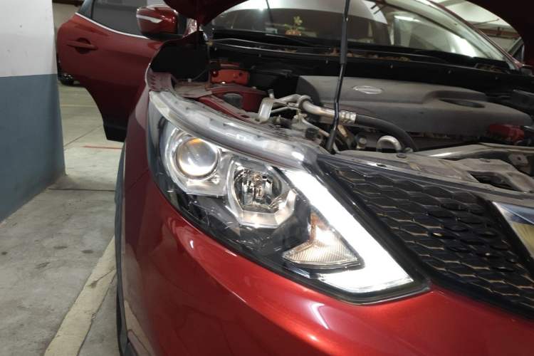 Used Nissan Qashqai 2017 2.0L CVT Smart Enjoyment Version China V Standard Right Front Headlight