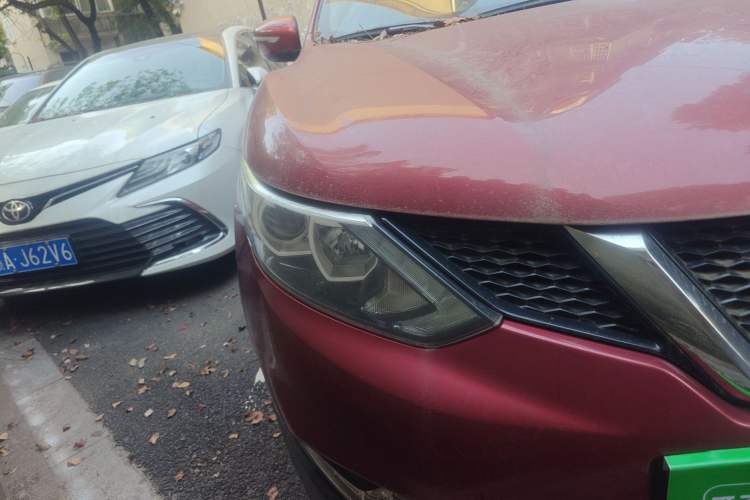 Used Nissan Qashqai 2017 2.0L CVT Elite Edition China V Standard Right Front Headlight
