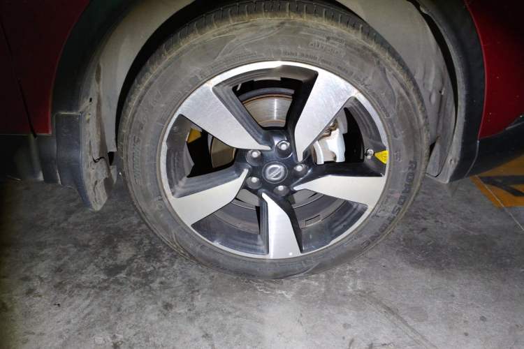 Used Nissan Qashqai 2017 2.0L CVT Smart Enjoyment Version China V Standard Right Front Wheel Hub
