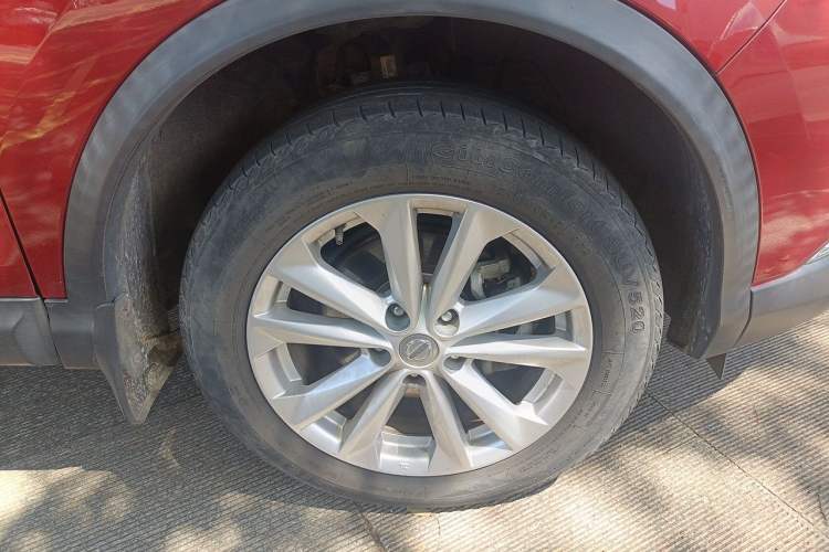 Used Nissan Qashqai 2017 2.0L CVT Elite Edition China V Standard Right Front Wheel Hub