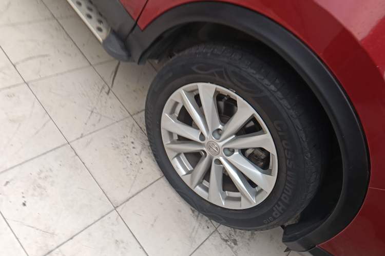 Used Nissan Qashqai 2017 2.0L CVT Elite Edition China V Standard Right Front Wheel Hub