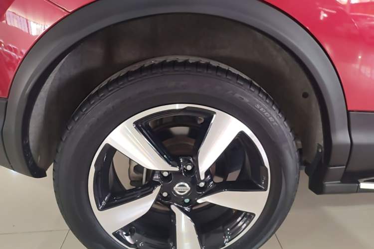 Used Nissan Qashqai 2017 2.0L CVT Smart Enjoyment Version China V Standard Right Rear Wheel Hub