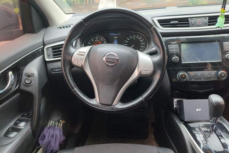 Used Nissan Qashqai 2017 2.0L CVT Luxury Edition China V Standard Steering Wheel