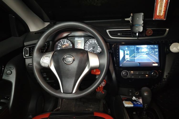 Used Nissan Qashqai 2017 2.0L CVT Elite Edition China V Standard Steering Wheel