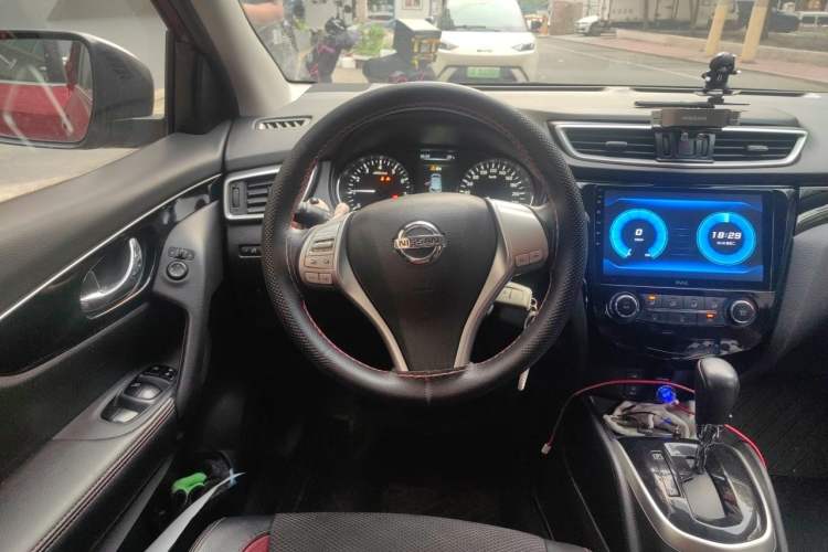 Used Nissan Qashqai 2017 2.0L CVT Smart Enjoyment Version China V Standard Steering Wheel