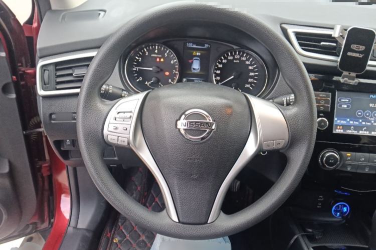 Used Nissan Qashqai 2017 2.0L CVT Elite Edition China V Standard Steering Wheel