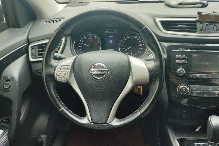 Used Nissan Qashqai 2017 2.0L CVT Luxury Edition China V Standard Steering Wheel