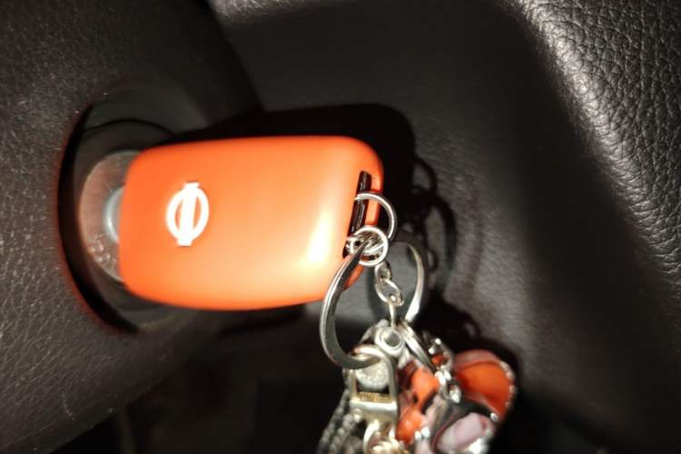 Used Nissan Qashqai 2017 2.0L CVT Elite Edition China V Standard Vehicle Key