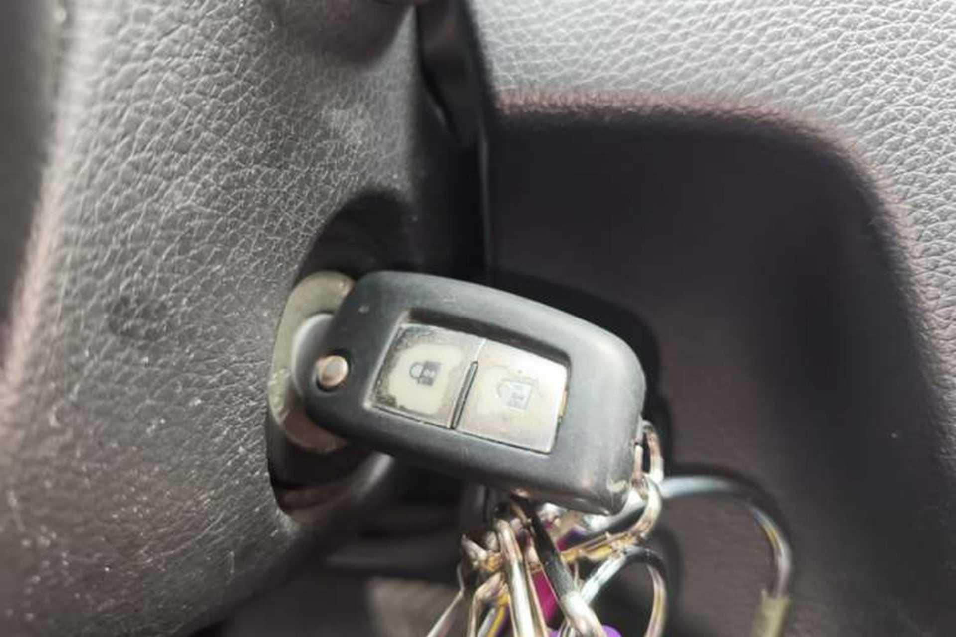 Used Nissan Qashqai 2017 2.0L CVT Smart Enjoyment Version China V Standard Vehicle Key
