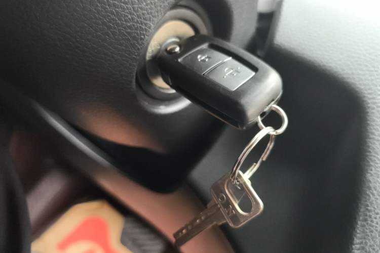 Used Nissan Qashqai 2017 2.0L CVT Smart Enjoyment Version China V Standard Vehicle Key